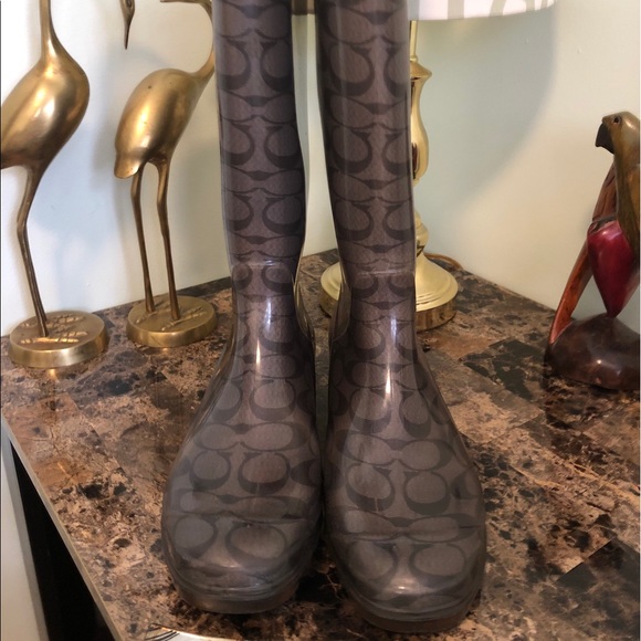 ☔️ Coach Rain boots ☔️ - Picture 2 of 4